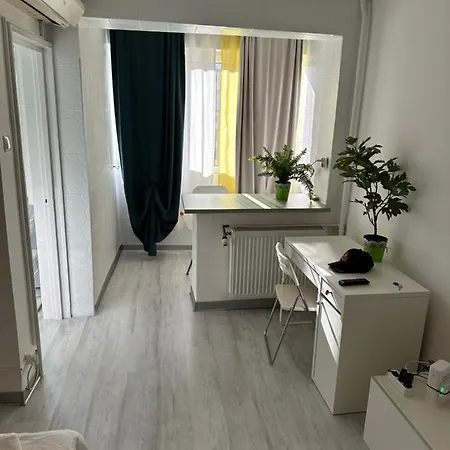 Apartment Grenn 478 Bucharest